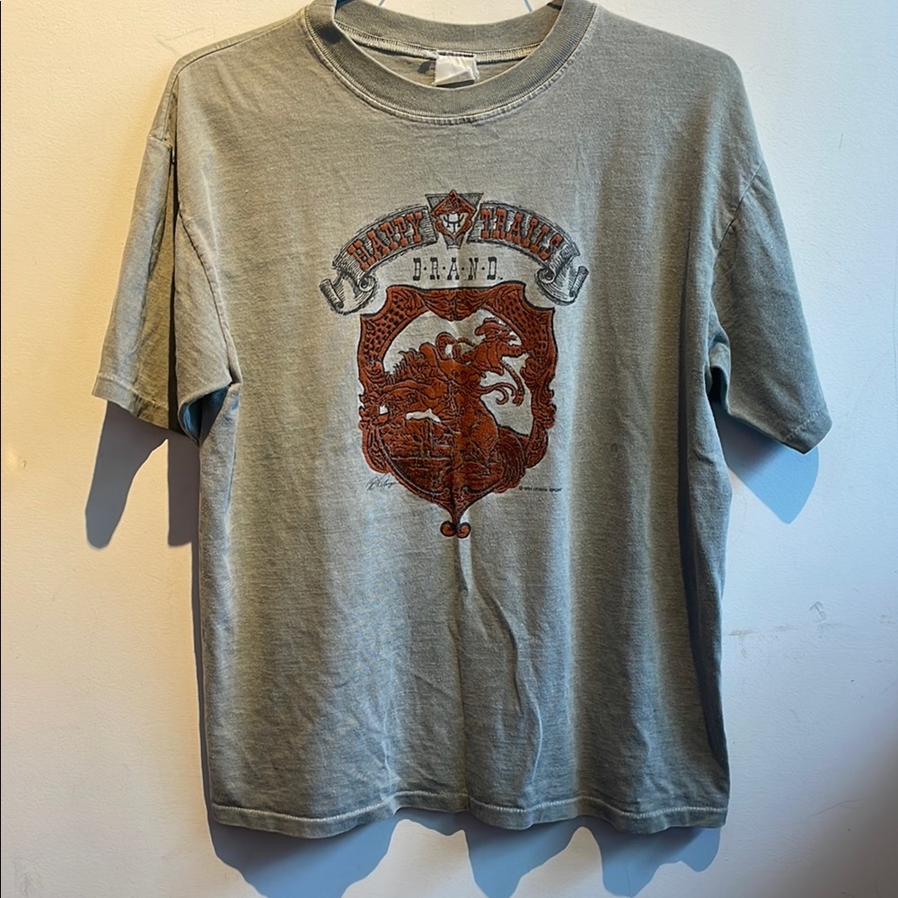 Single stitch happy trails band T Shirt